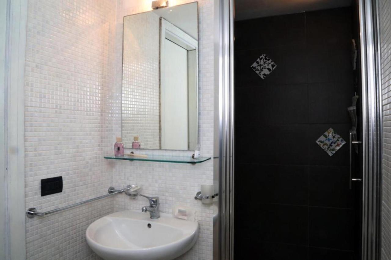 La Scalinata Home Apartment Калтаджироне Екстериор снимка