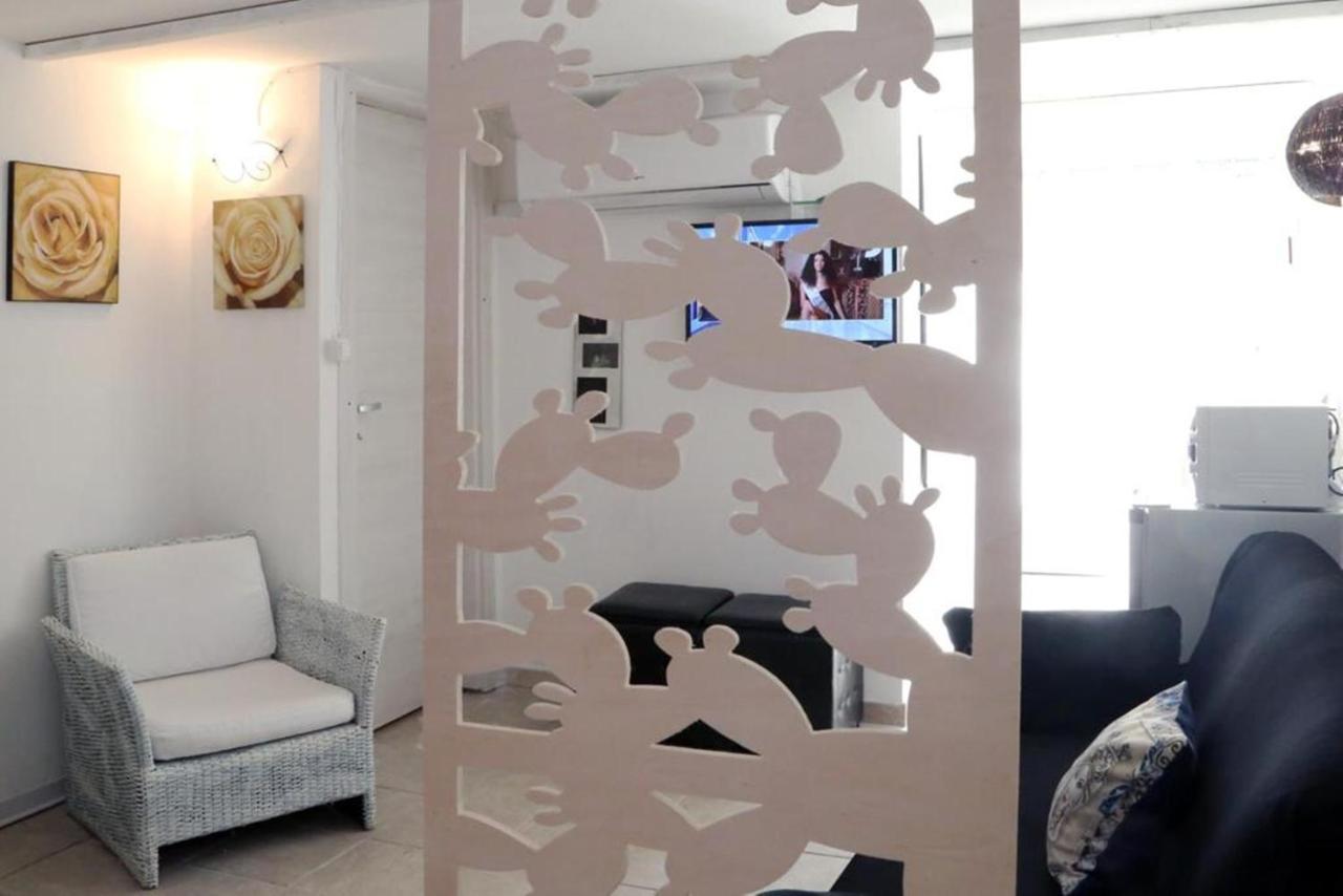 La Scalinata Home Apartment Калтаджироне Екстериор снимка